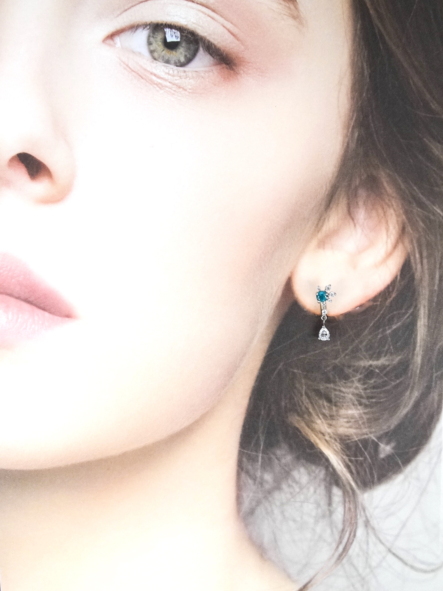 エレガントに挑む　グランディディエライトとダイアモンドのイヤリング